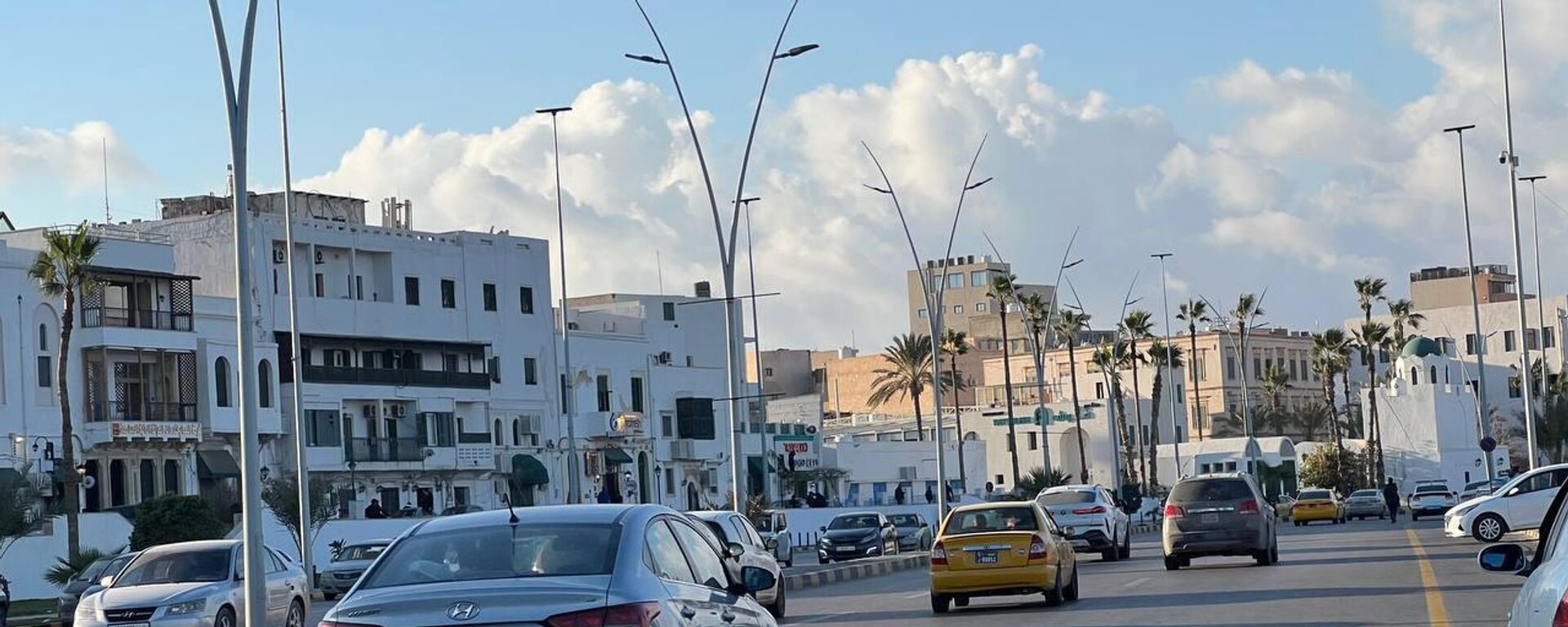 السلاح خارج الدولة وتأثيره على الأمن في ليبيا 
 - سبوتنيك عربي, 1920, 18.04.2026