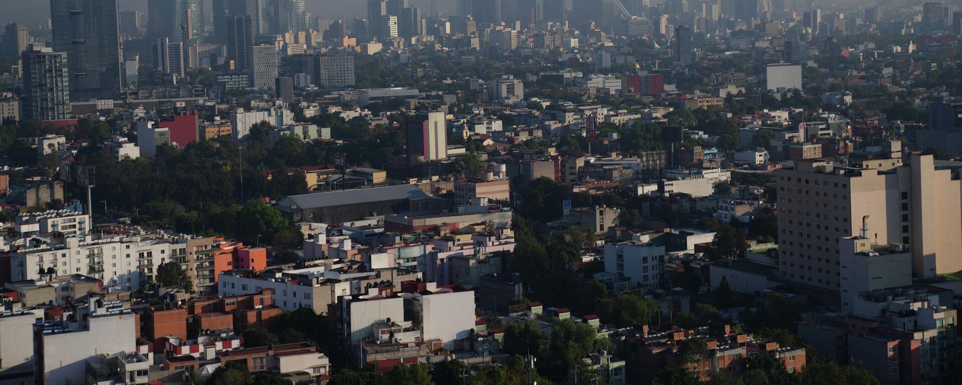صورة لمدينة مكسيكو، يوم الجمعة 2 يناير/كانون الثاني 2026، بعد زلزال بلغت قوته 6.5 درجة على مقياس ريختر - سبوتنيك عربي, 1920, 03.01.2026