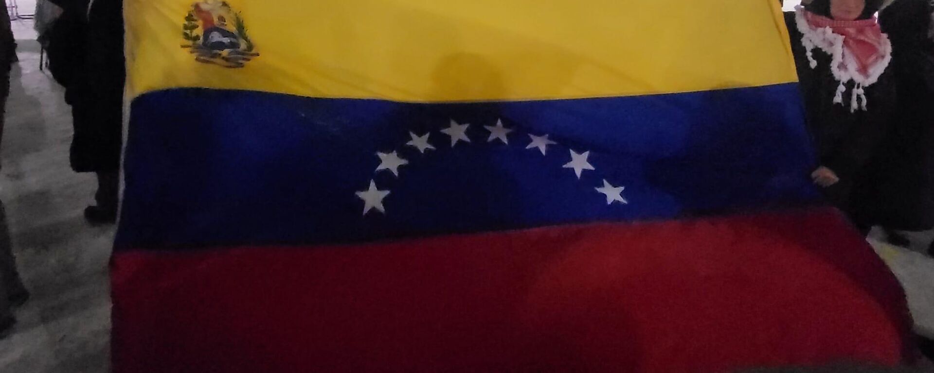 مئات المتظاهرين في برلين ينددون بالهجوم الأمريكي على فنزويلا - سبوتنيك عربي, 1920, 03.01.2026