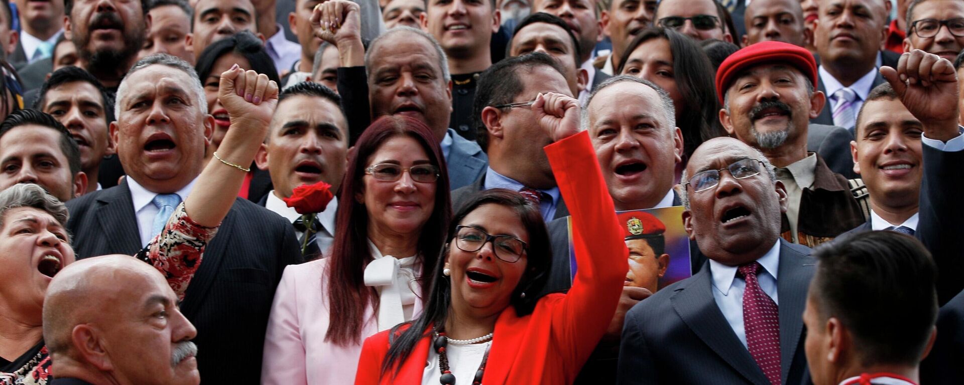 نائبة الرئيس الفنزويلي ديلسي رودريغيز والتي أدت اليمين الدستورية كرئيسة مؤقتة للبلاد، بعد الهجمات الأمريكية على البلاد واختطاف الرئيس نيكولاس مادورو إلى الولايات المتحدة - سبوتنيك عربي, 1920, 05.01.2026