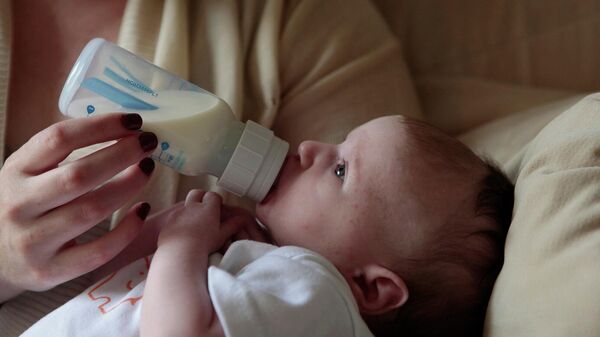 رضيع - سبوتنيك عربي