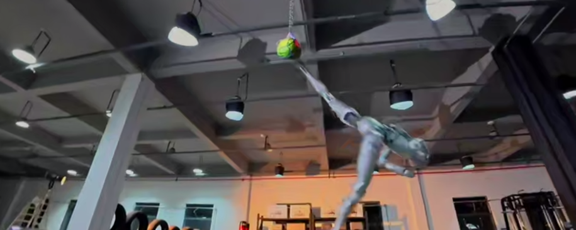 روبوت صيني بشري يتمتع بقدرات قتالية غير مسبوقة - سبوتنيك عربي, 1920, 06.01.2026