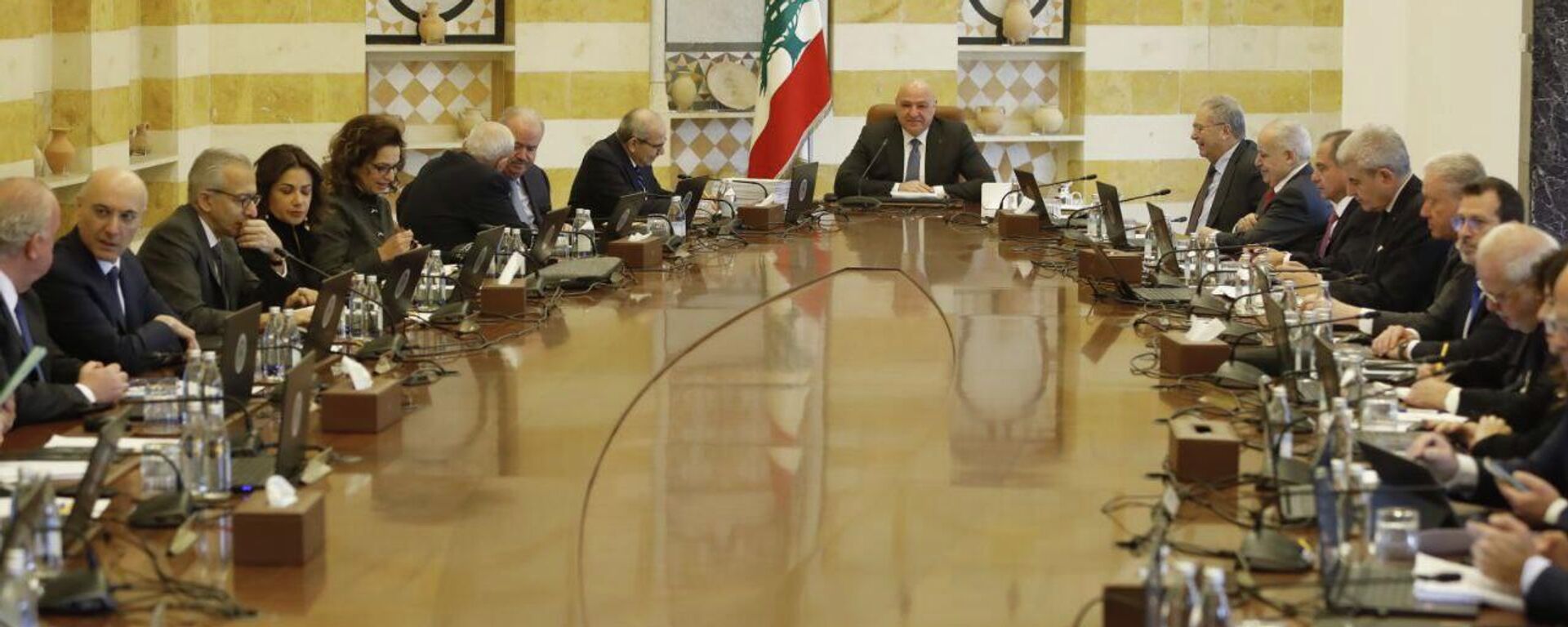 جلسة الحكومة اللبنانية - سبوتنيك عربي, 1920, 08.01.2026