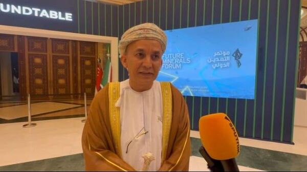 صلاح بن حفيظ الذهب مدير عام الاستثمار بوزارة الطاقة والمعادن بسلطنة عمان - سبوتنيك عربي