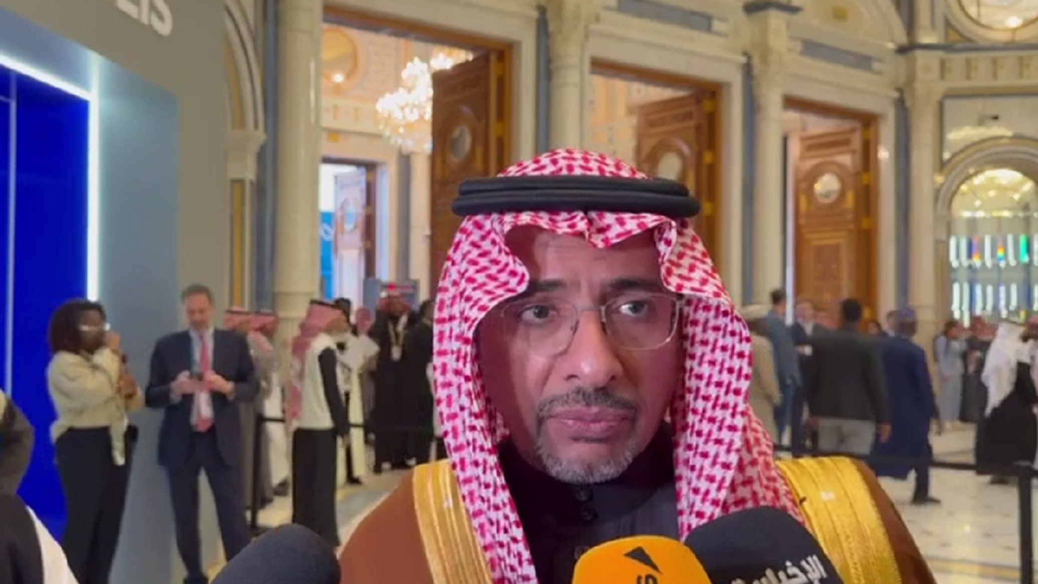 وزير الصناعة السعودي لـ"سبوتنيك": نبذل جهودا كبيرة لضمان سلاسة الإمداد للمعادن والموارد الطبيعية
