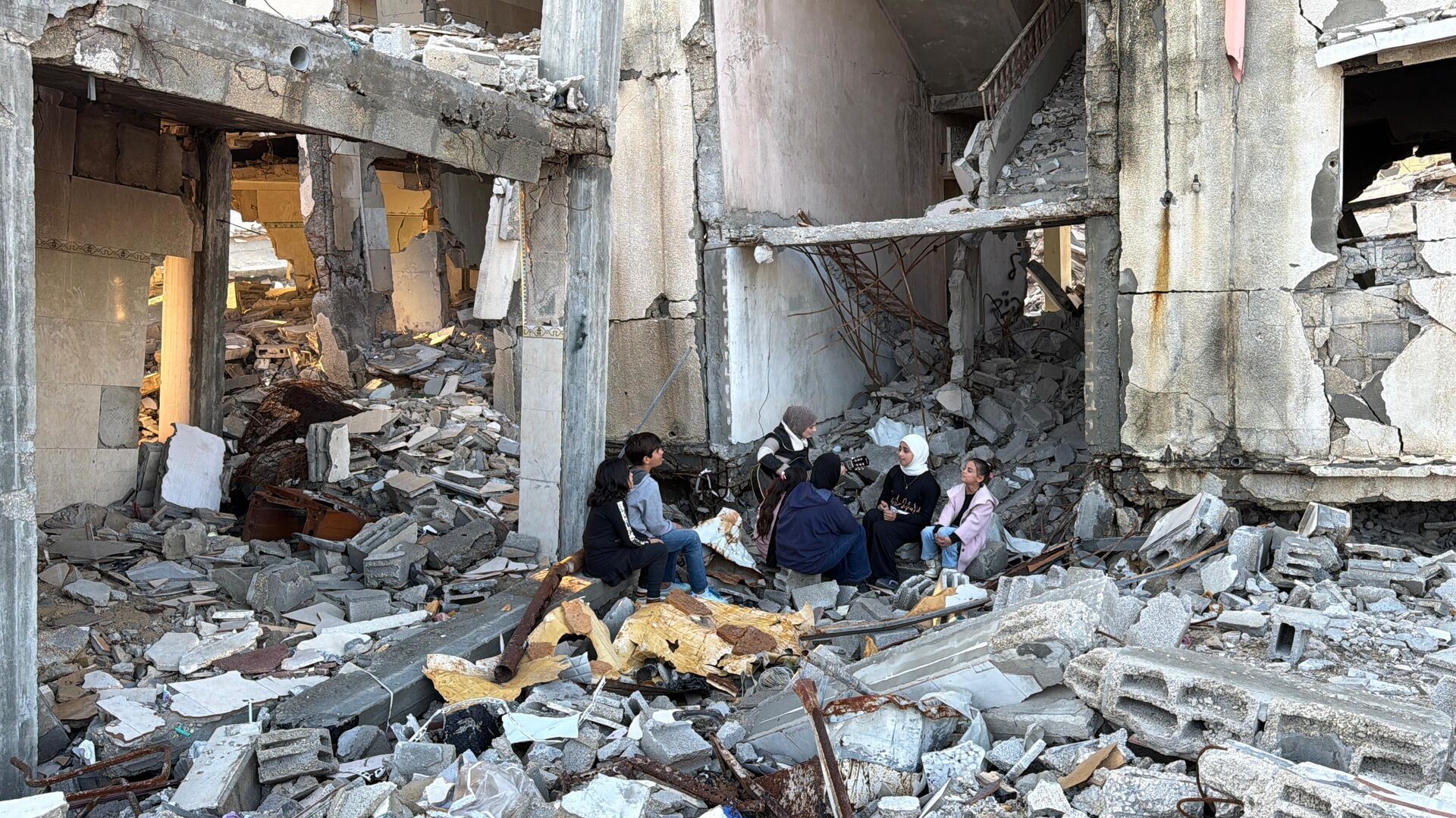 مبادرة للتخفيف عن أطفال غزة من صدمات الحرب - سبوتنيك عربي, 1920, 14.01.2026