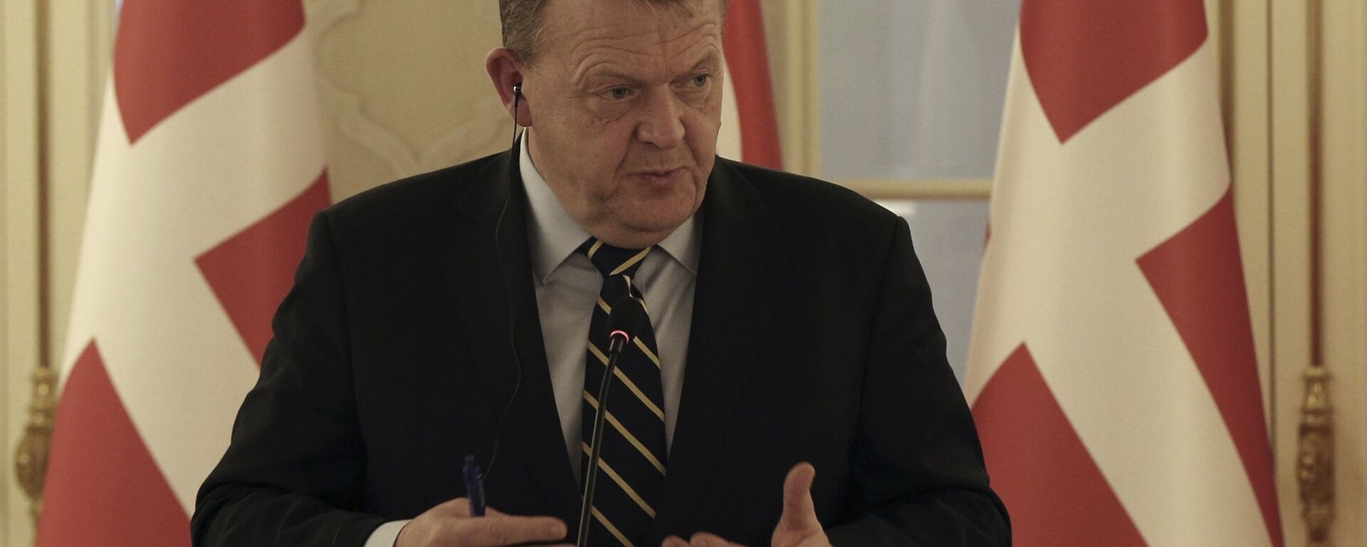 Denmark's Prime Minister Lars Lokke Rasmussen speaks to the media (File) - سبوتنيك عربي, 1920, 15.01.2026