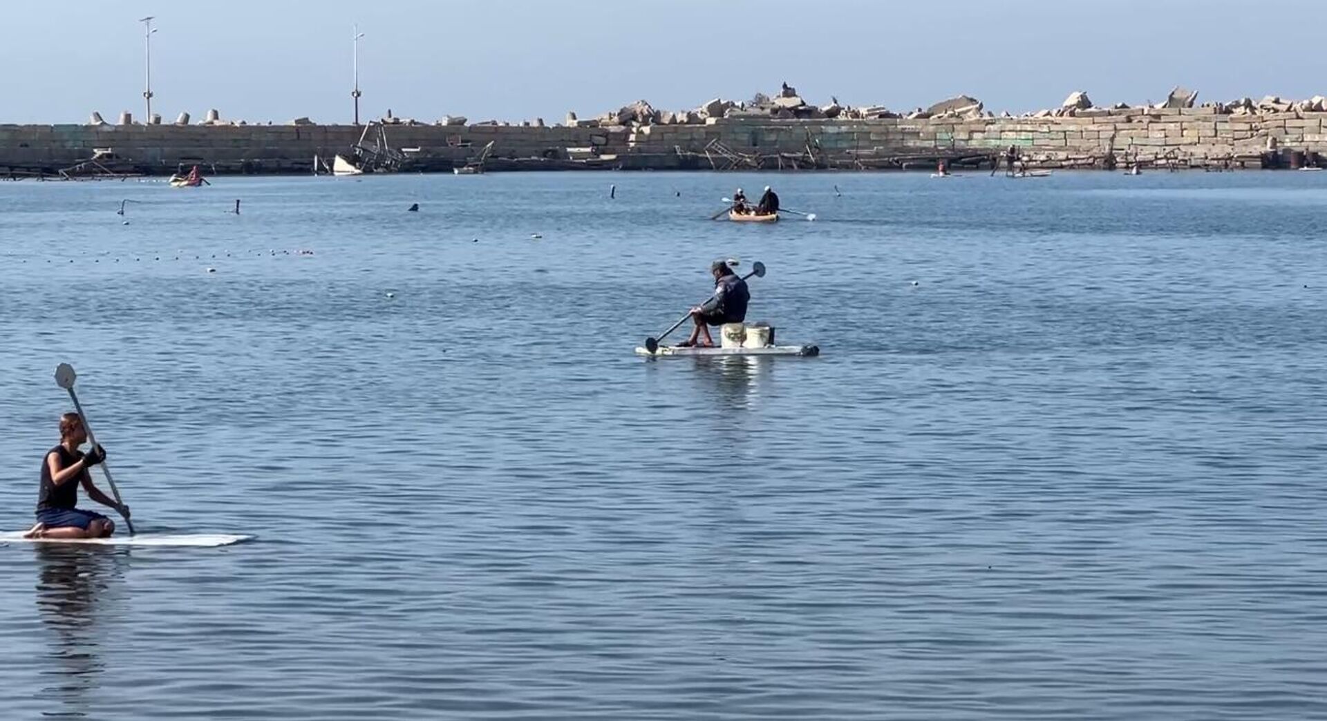 ترميم المراكب المدمرة في غزة يعيد الصيد ويجلب الخطر
 - سبوتنيك عربي, 1920, 16.01.2026