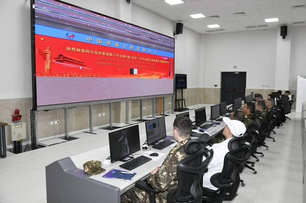 إطلاق الجزائر قمرًا صناعيًا للمراقبة بالشراكة مع الصين - سبوتنيك عربي