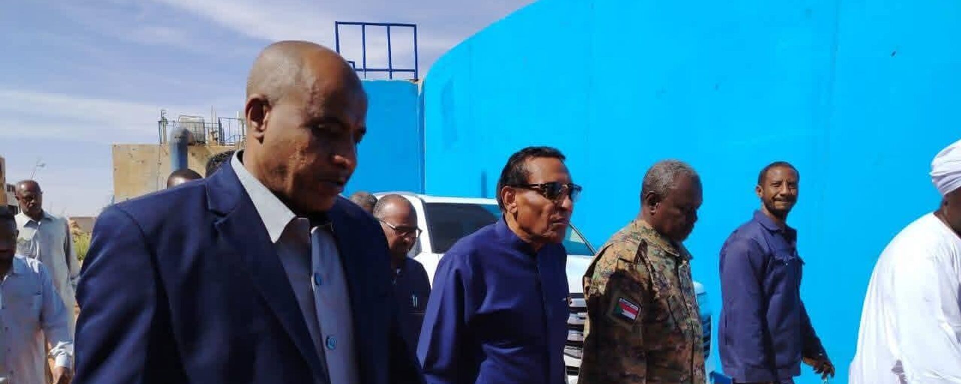 رئيس الوزراء السوداني الدكتور كامل إدريس خلال جولة تفقدية في الخرطوم - سبوتنيك عربي, 1920, 17.01.2026