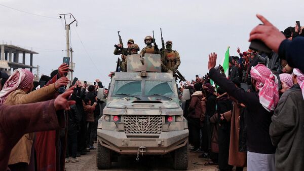 الجيش السوري يدخل منطقة المسكنة بعد انسحاب قوات سوريا الديمقراطية (قسد) - سبوتنيك عربي