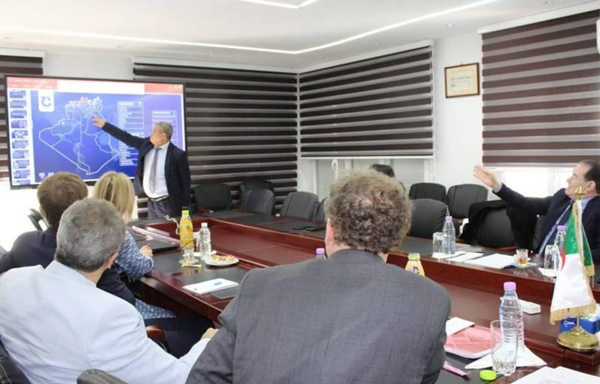 وفد رفيع المستوى قاده المدير العام للمجمع الروسي ستيفان دور يعقد لقاءات مع مسؤولي المجمع العمومي جيبلي في الجزائر - سبوتنيك عربي, 1920, 19.01.2026