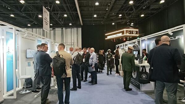 افتتاح معرض يوميكس للأنظمة غير المأهولة في أبوظبي - سبوتنيك عربي