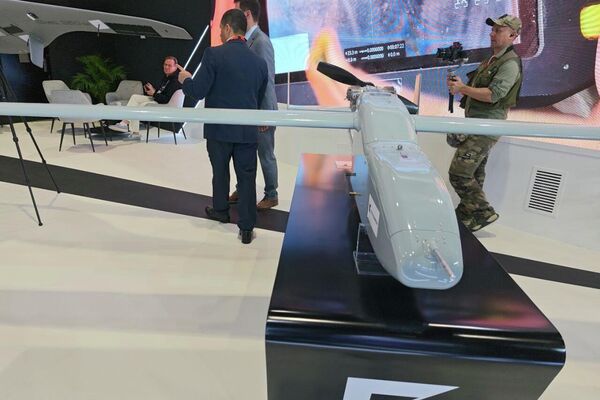 &quot;كلاشنيكوف&quot; الروسية تستعرض أبرز طائراتها المسيرة في &quot;يوميكس&quot; في أبوظبي - سبوتنيك عربي