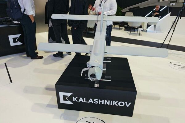 &quot;كلاشنيكوف&quot; الروسية تستعرض أبرز طائراتها المسيرة في &quot;يوميكس&quot; في أبوظبي - سبوتنيك عربي