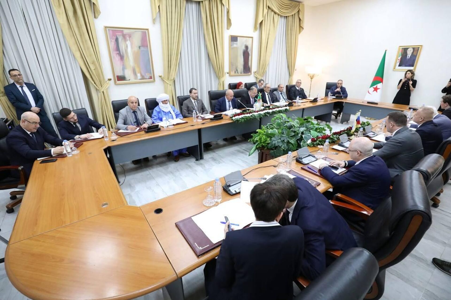 Algerian National Assembly - سبوتنيك عربي, 1920, 20.01.2026