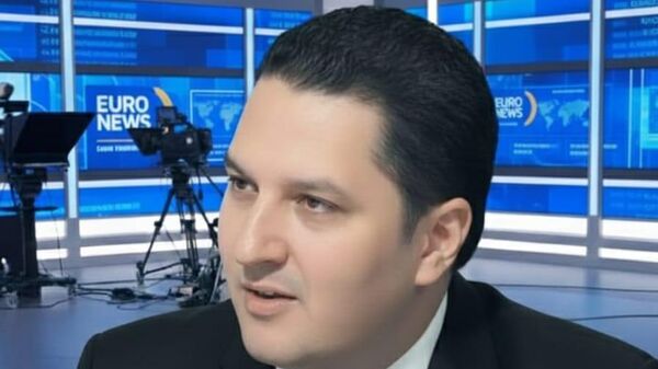 الدكتور محمد صادق إسماعيل، أستاذ العلوم السياسية والعلاقات الدولية- رئيس المركز العربي للدراسات السياسية والاستراتيجية بالقاهرة - سبوتنيك عربي