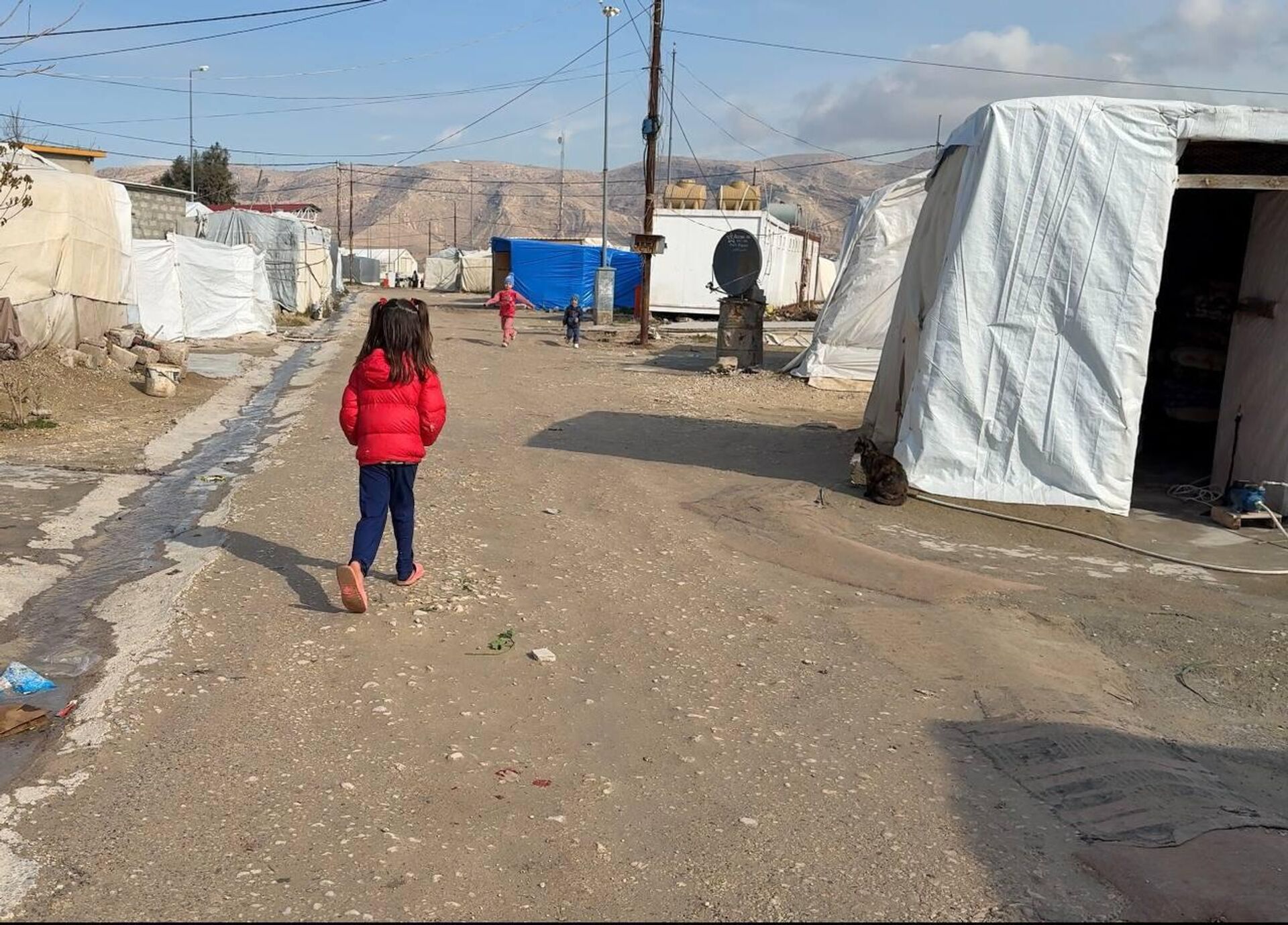 النازحون في دهوك يواجهون ظروف جوية قاسية  - سبوتنيك عربي, 1920, 21.01.2026