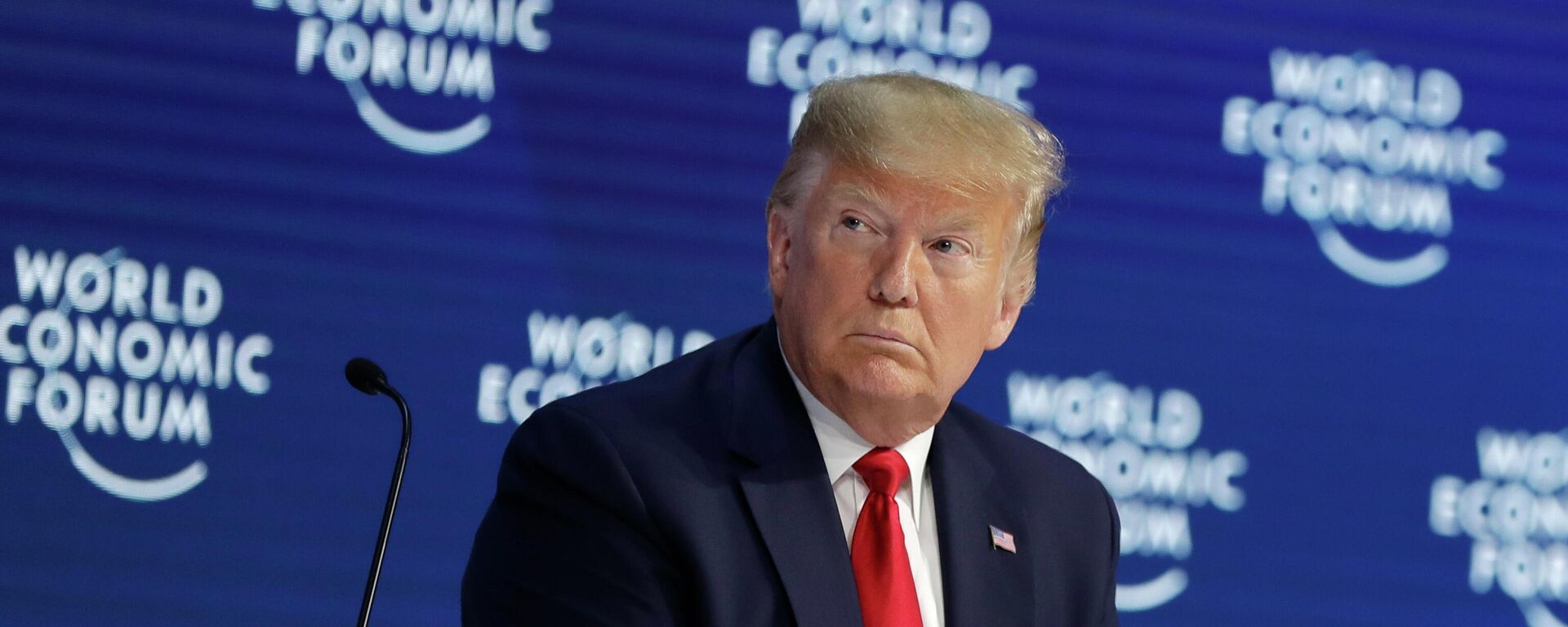 الرئيس الأمريكي دونالد ترامب في دافوس  - سبوتنيك عربي, 1920, 21.01.2026