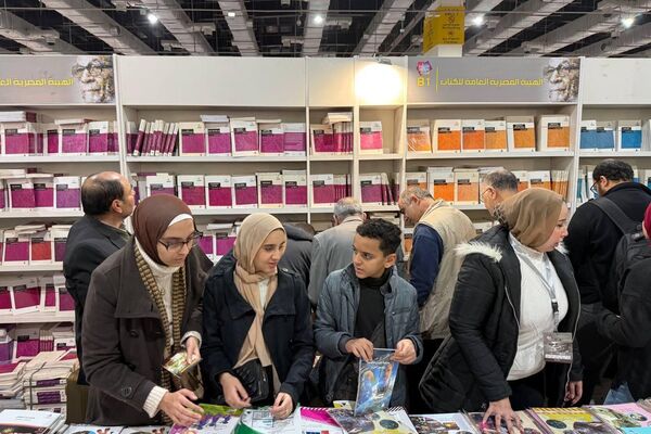 بمشاركة روسية بارزة.. انطلاق فعاليات اليوم الأول من معرض القاهرة الدولي للكتاب - سبوتنيك عربي