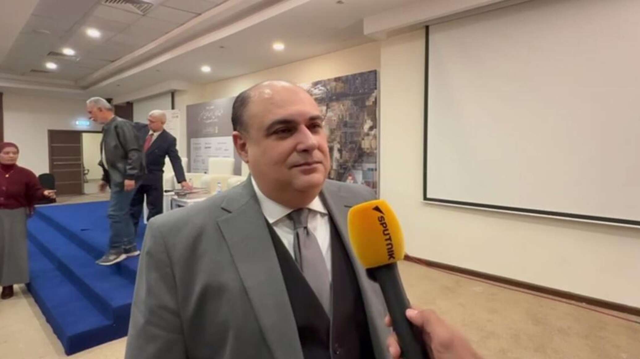 مساعد وزير الثقافة المصري يتحدث عن أهمية المشاركة الروسية في معرض القاهرة للكتاب