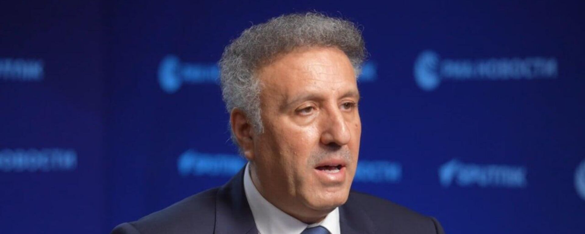 المشرف العام للهيئة العامة للإذاعة والتلفزيون الفلسطينية، الوزير الدكتور أحمد عساف - سبوتنيك عربي, 1920, 22.01.2026