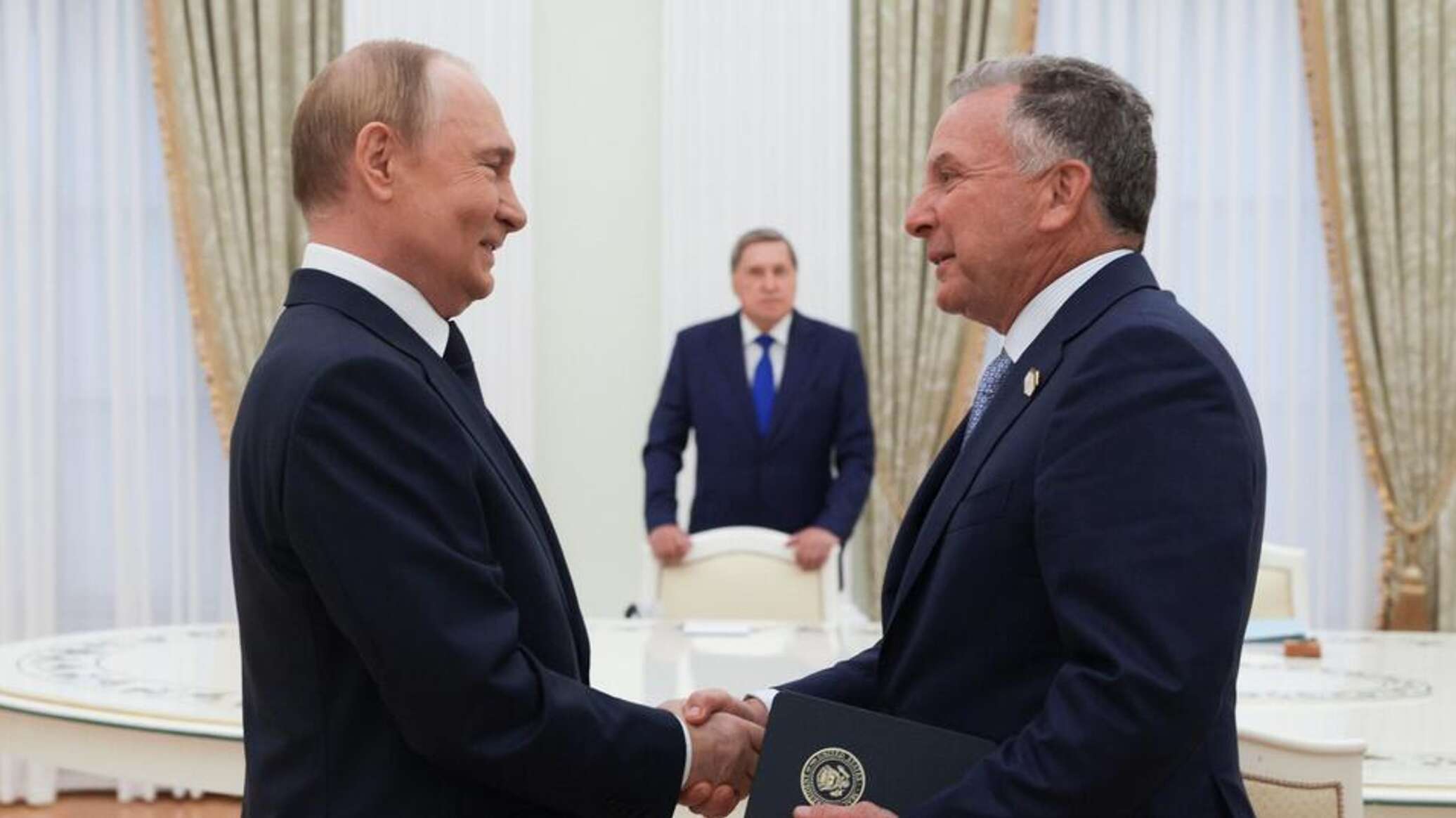 بوتين يجري محادثات مع ويتكوف وكوشنر بشأن التسوية في أوكرانيا- عاجل