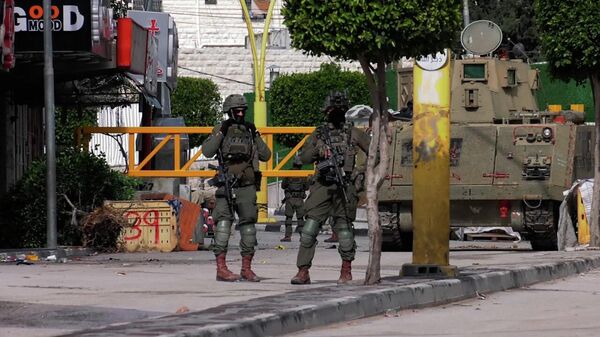   الجيش الإسرائيلي يواصل عمليته العسكرية في الخليل لليوم الرابع وسط تخوف من تداعياتها - سبوتنيك عربي