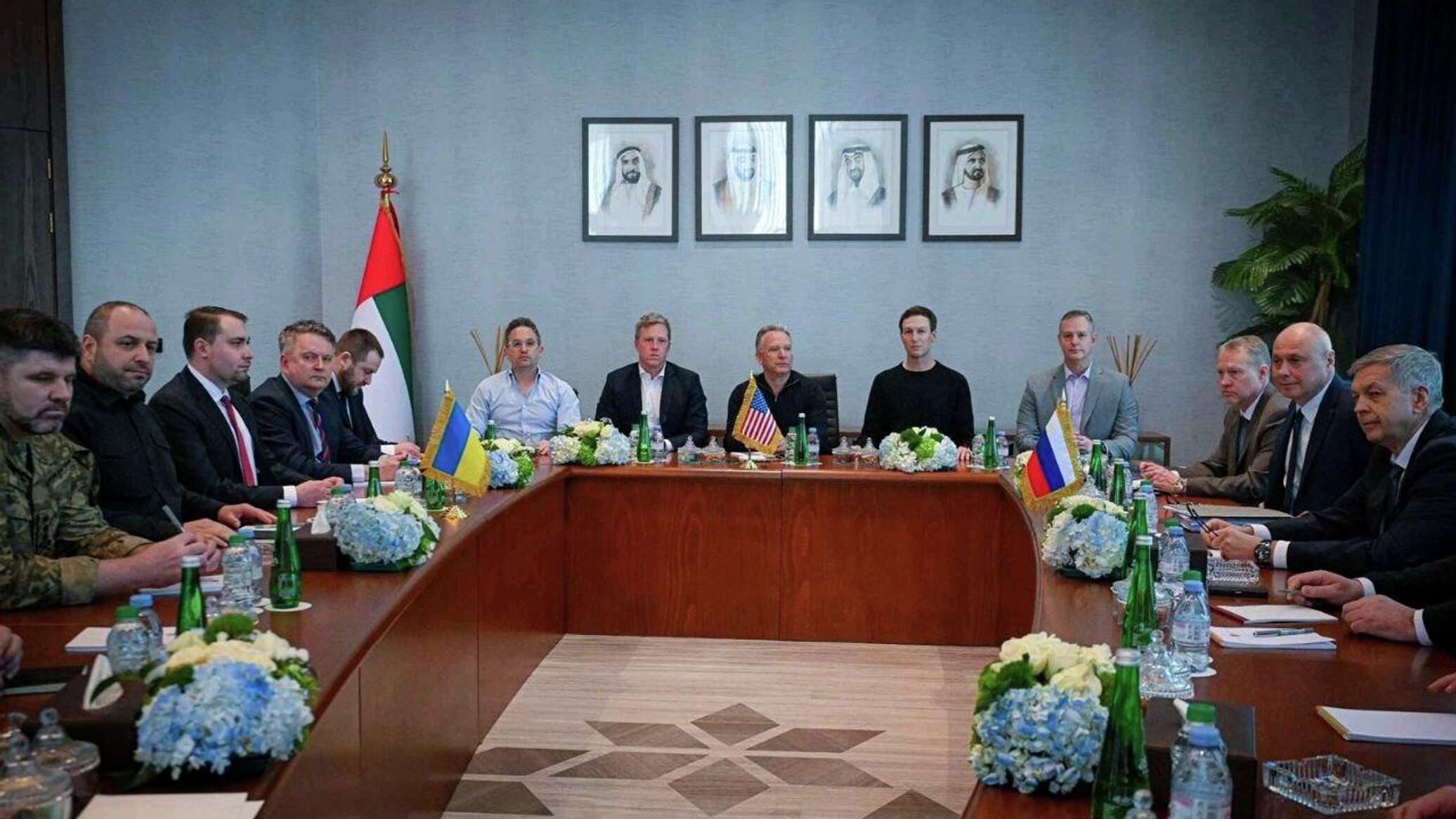 مركز "بروجن" للدراسات الاستراتيجية: النقاط الحساسة بشأن أوكرانيا لم تبحث في أبوظبي