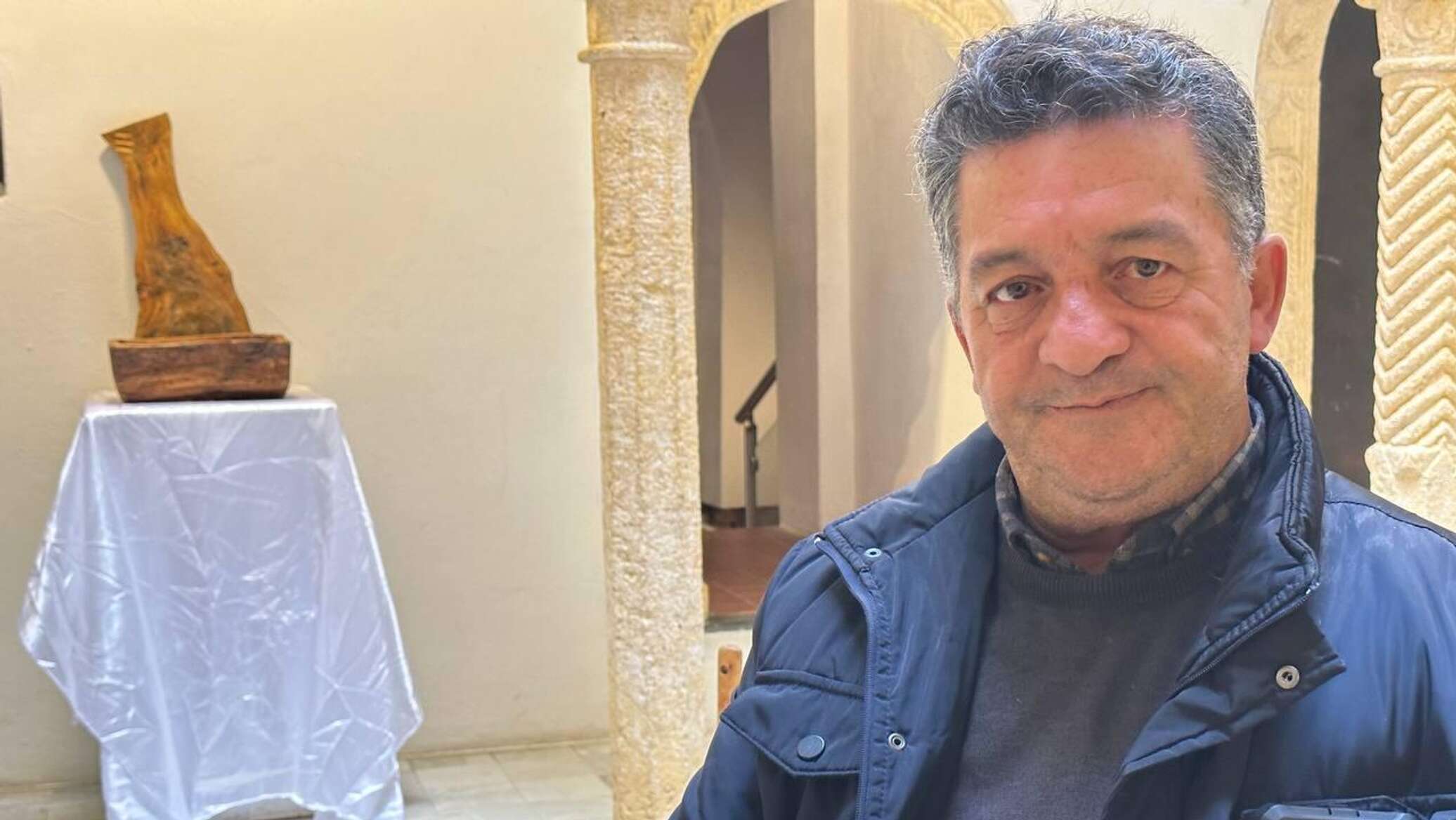 الطاهر مسعودي.. النحات الذي اكتشف موهبته وهو في عقده الخامس.. صور