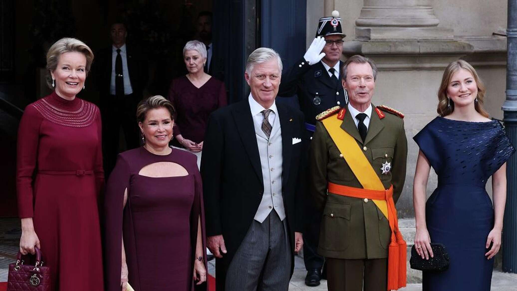 قضية تثير الجدل في بلجيكا.. محتالون ينتحلون صفة العائلة الملكية