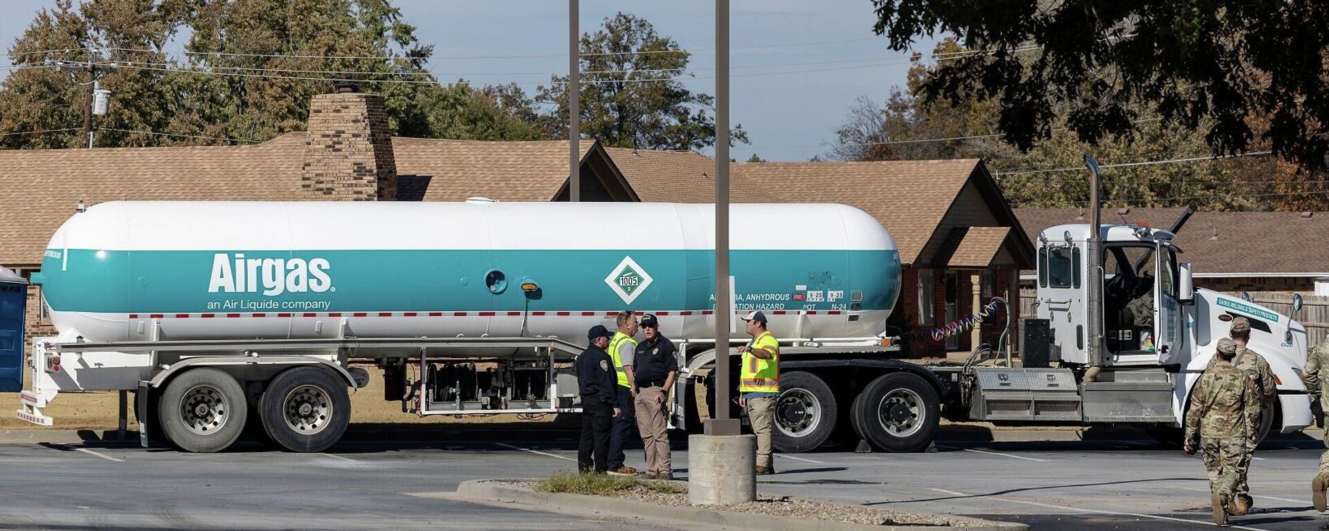 شاحنة تحمل الأمونيا - سبوتنيك عربي, 1920, 25.01.2026