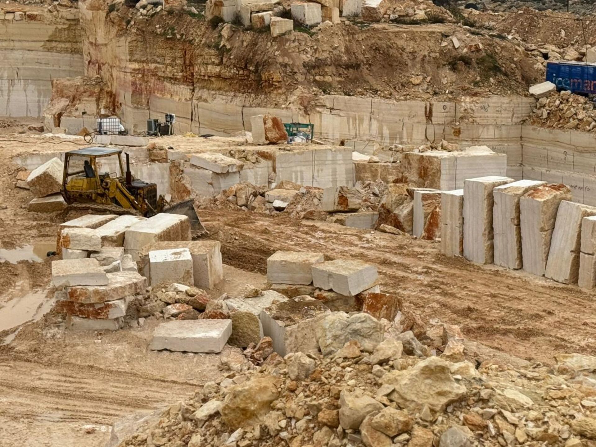 الاقتصاد الفلسطيني ينزف على صخور الضفة الغربية جراء القيود الإسرائيلية - سبوتنيك عربي, 1920, 25.01.2026