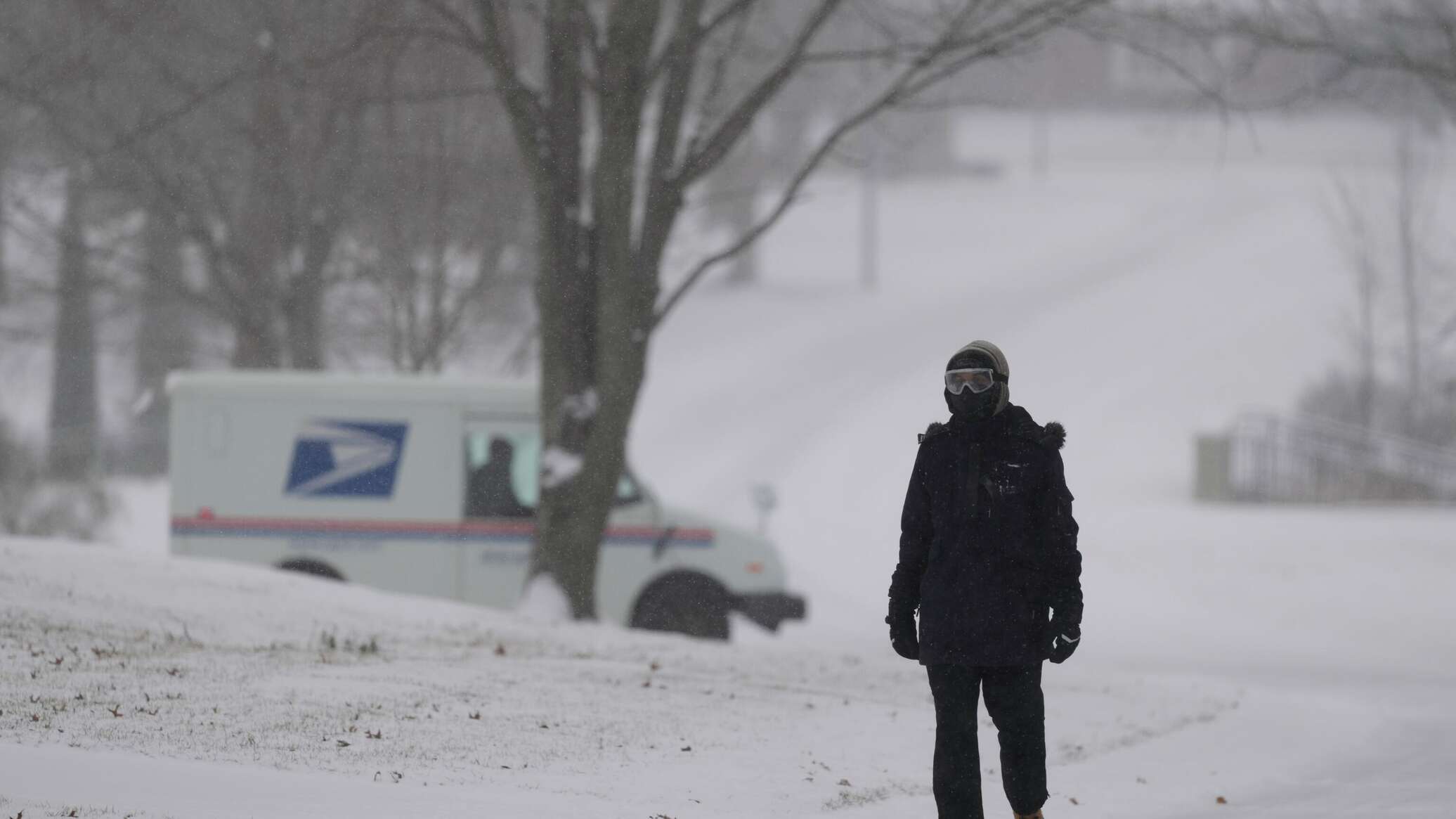 مطار رونالد ريغان الوطني في واشنطن يلغي جميع رحلاته.. فيديو