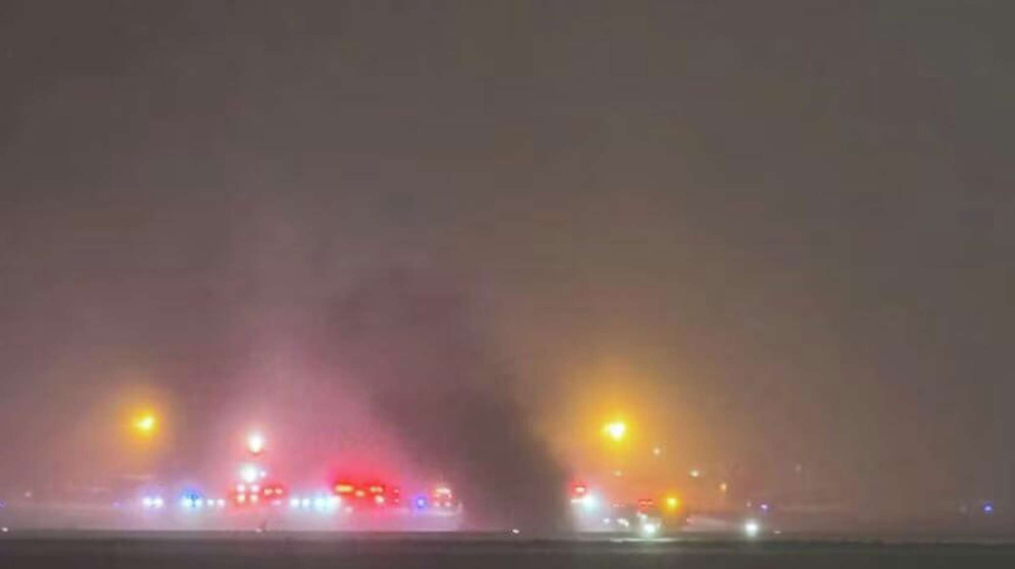 تحطم طائرة خاصة تقل 8 أشخاص لدى إقلاعها من مطار بولاية ماين الأمريكية