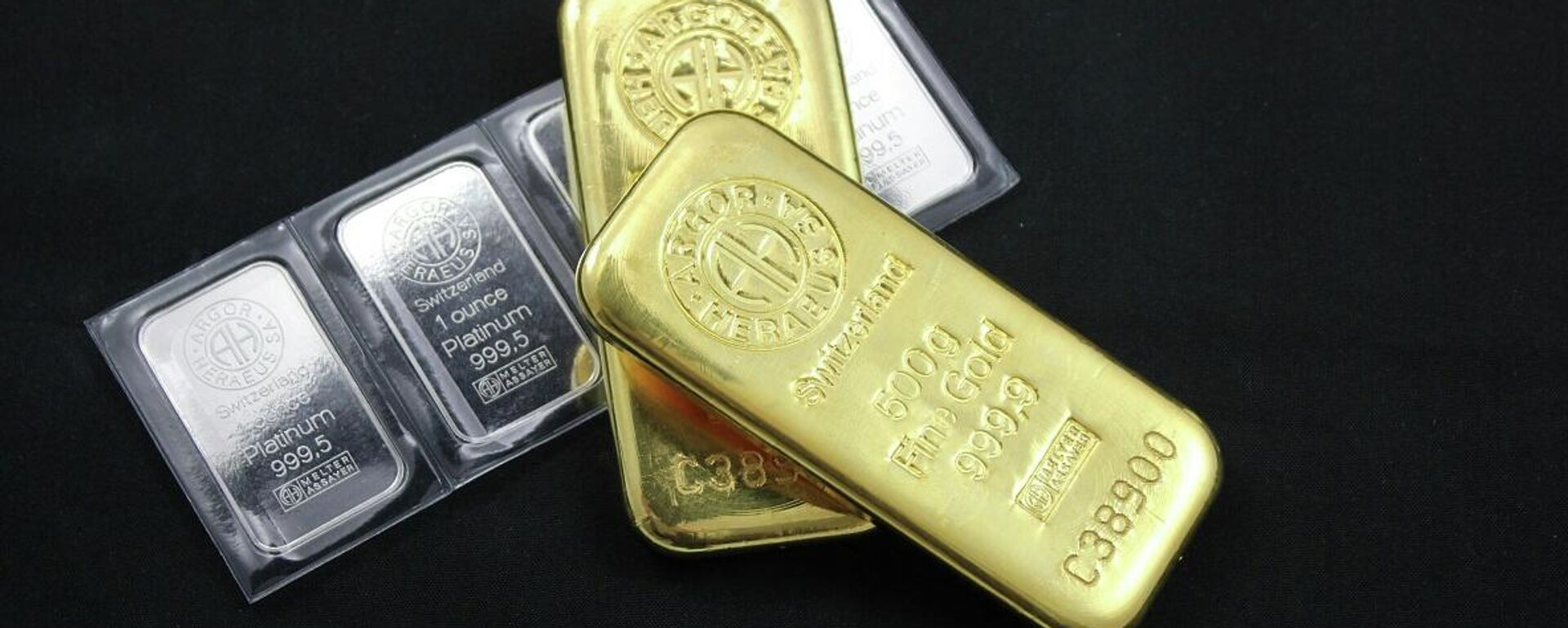 سبائك ذهب وفضة - سبوتنيك عربي, 1920, 26.01.2026