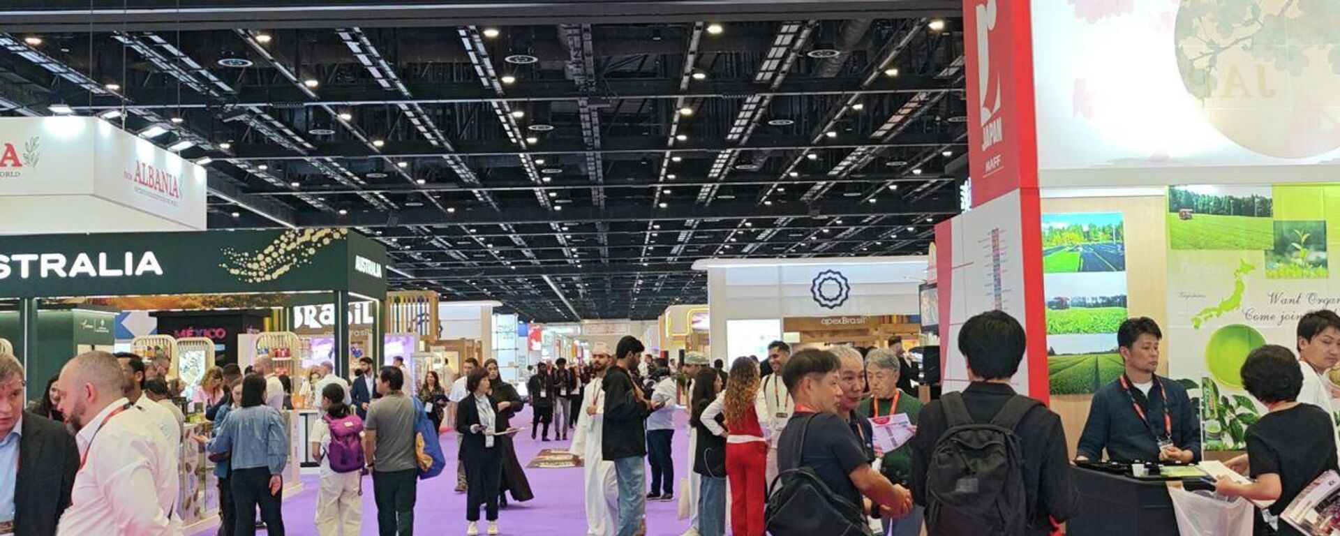 عدسة سبوتنيك ترصد افتتاح أكبر معرض عالمي للتجمع الغذائي في الإمارات - سبوتنيك عربي, 1920, 27.01.2026