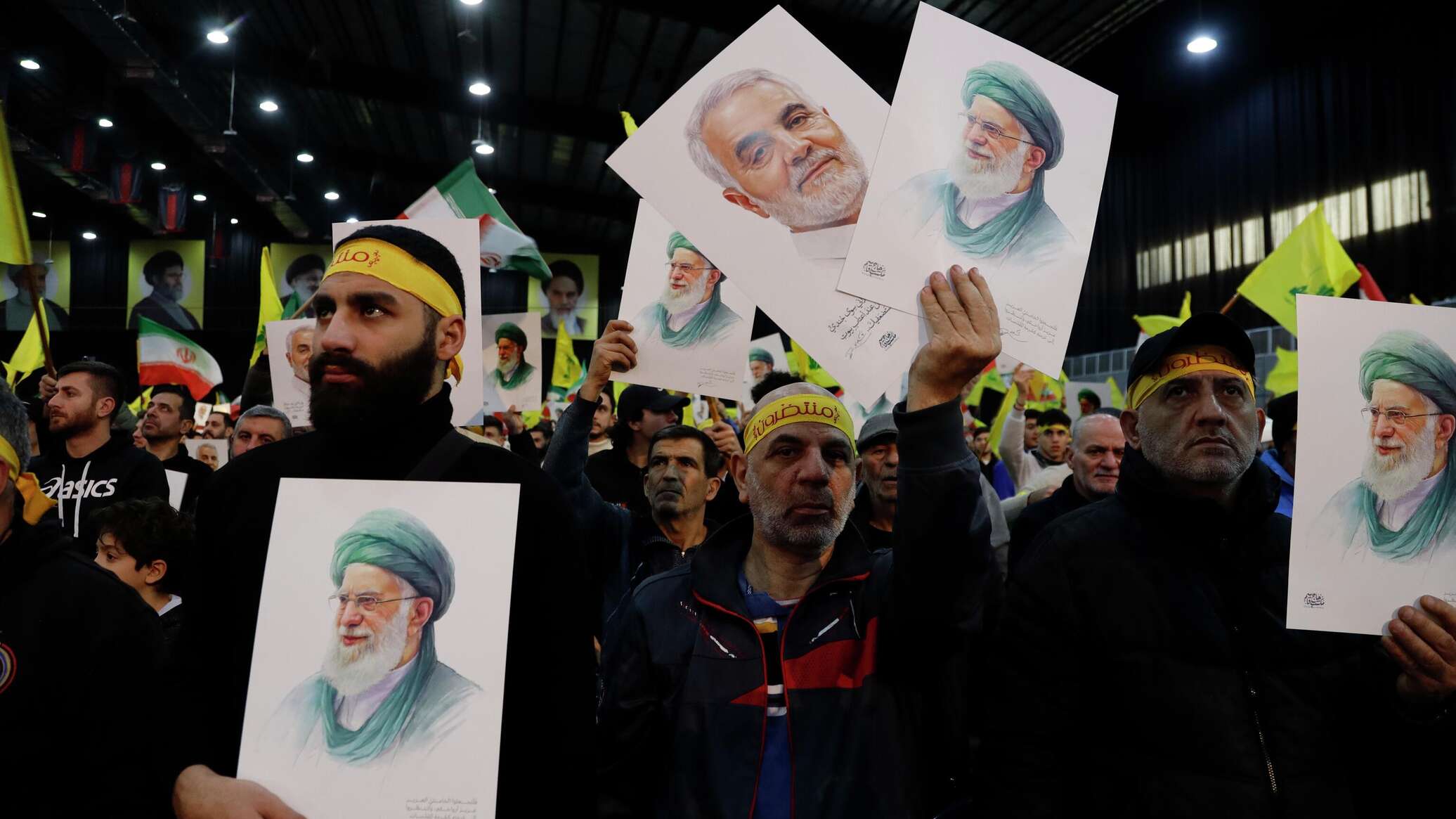 لقاء تضامني في الضاحية الجنوبية دعما لإيران ورفضا للتهديدات الأمريكية... صور