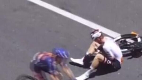 دراج أسترالي يكتسح السباق ويفوز بالمرتبة الاولى - سبوتنيك عربي