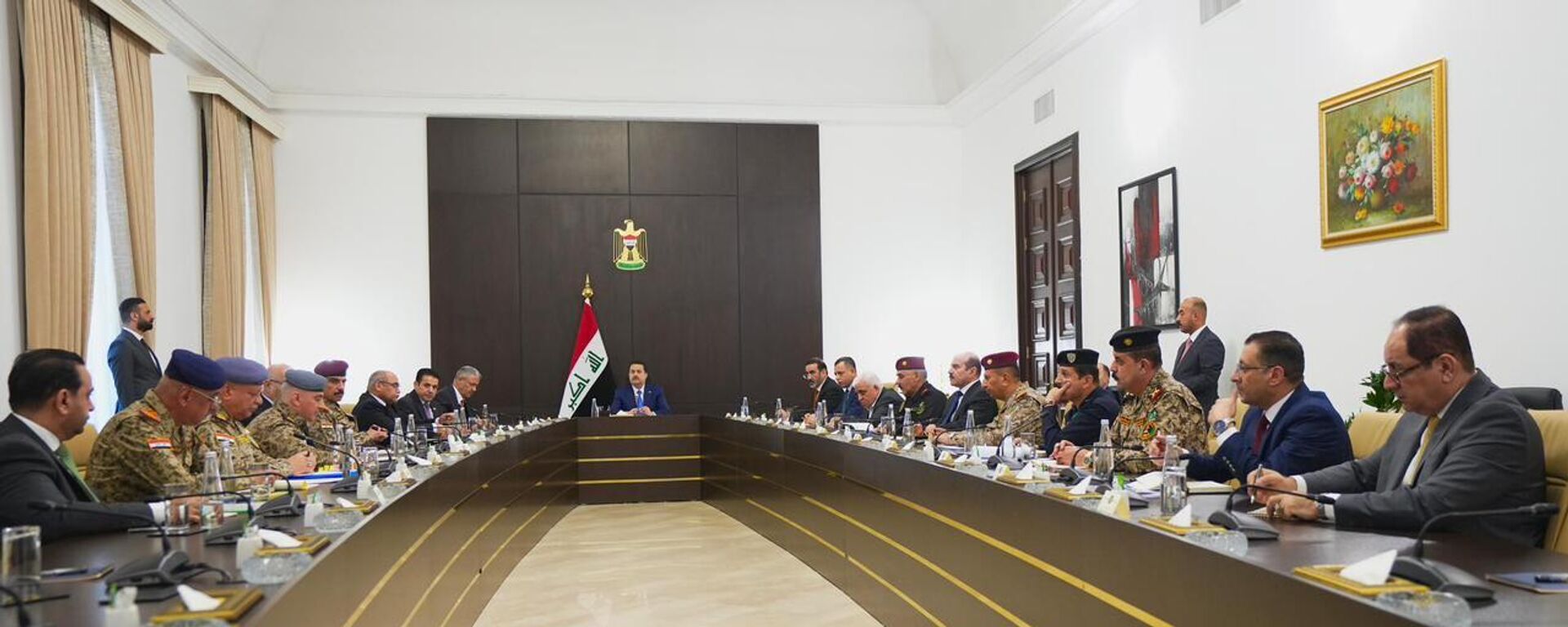 رئيس الوزراء العراقي محمد شياع السوداني يترأس اجتماع اللجنة العليا للتسليح - سبوتنيك عربي, 1920, 28.01.2026