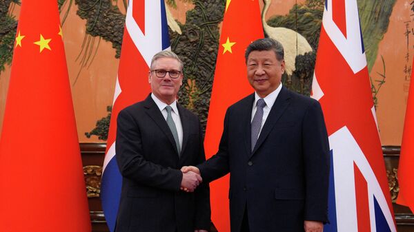 习近平和斯塔默 - سبوتنيك عربي