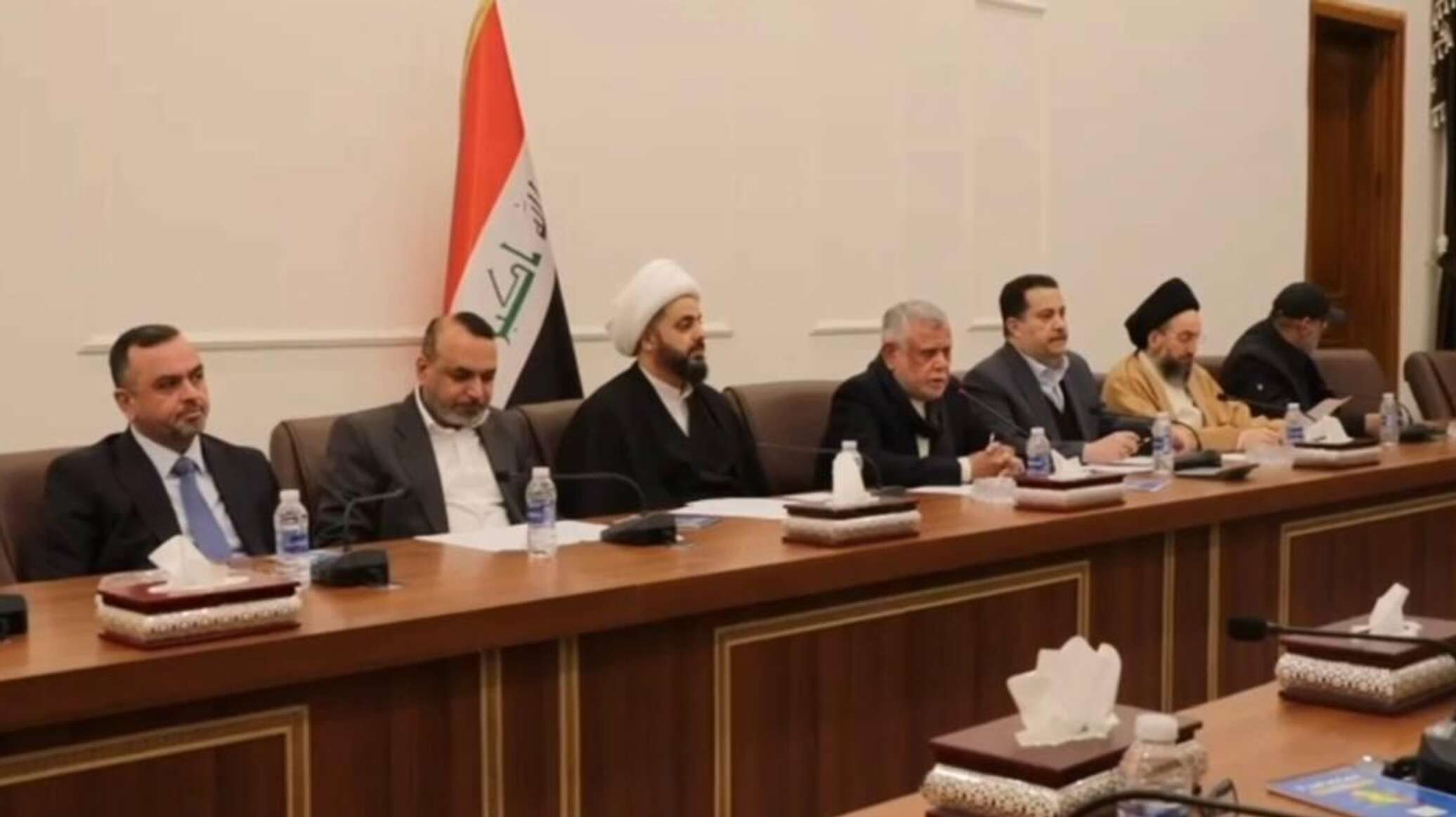 تدخل أمريكي يعقد تشكيل الحكومة العراقية... وترامب يلوح بوقف الدعم