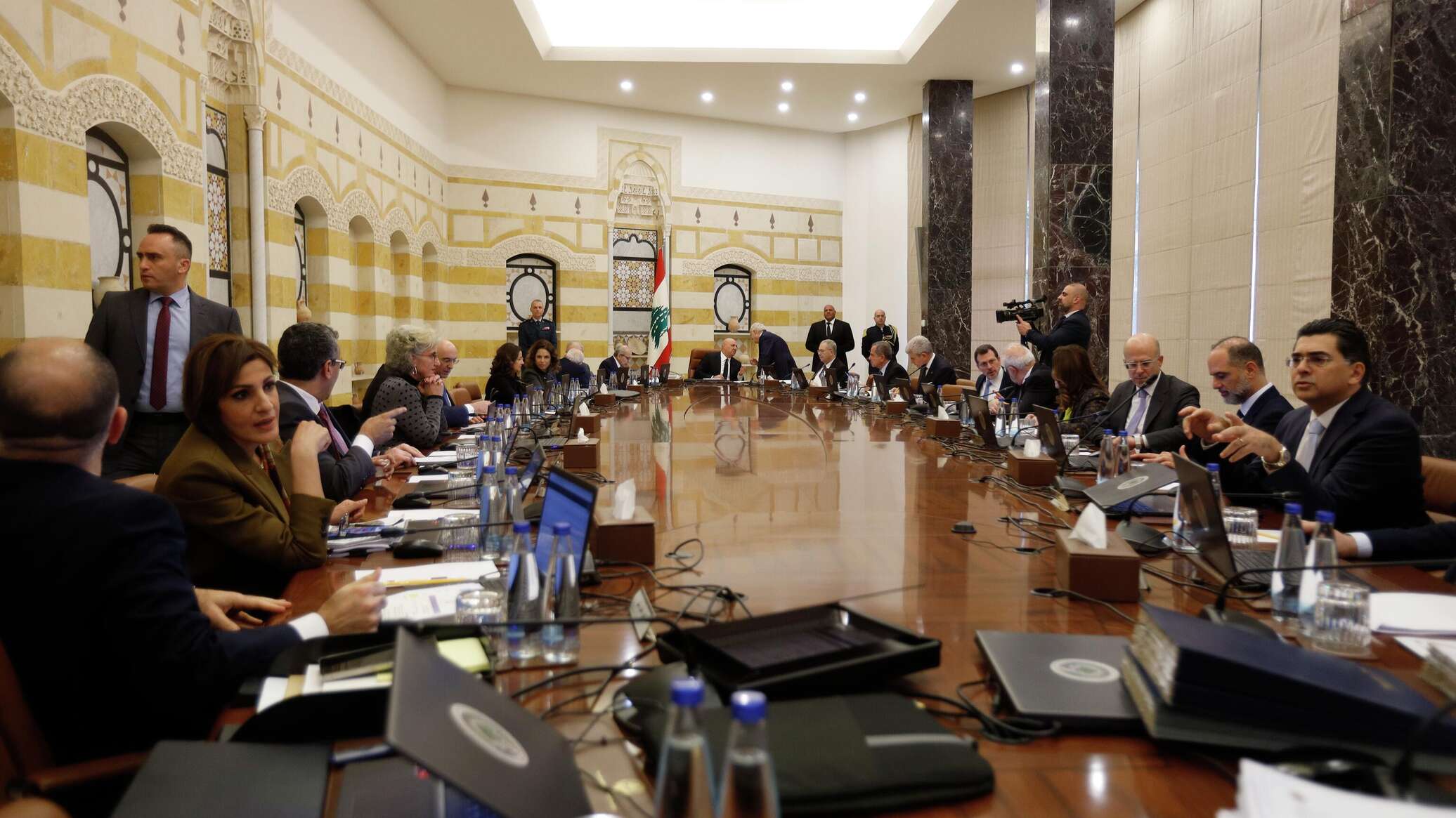 بحضور عون وسلام... مجلس الوزراء اللبناني يقر اتفاقية ثنائية مع سوريا لتنظيم نقل المحكومين