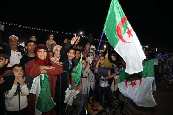 في انطلاقة تاريخية.. الجزائر تدشن خط جديد للسكة الحديدية في انطلاقة تاريخية.. الجزائر تدشن خط جديد للسكة الحديدية - سبوتنيك عربي