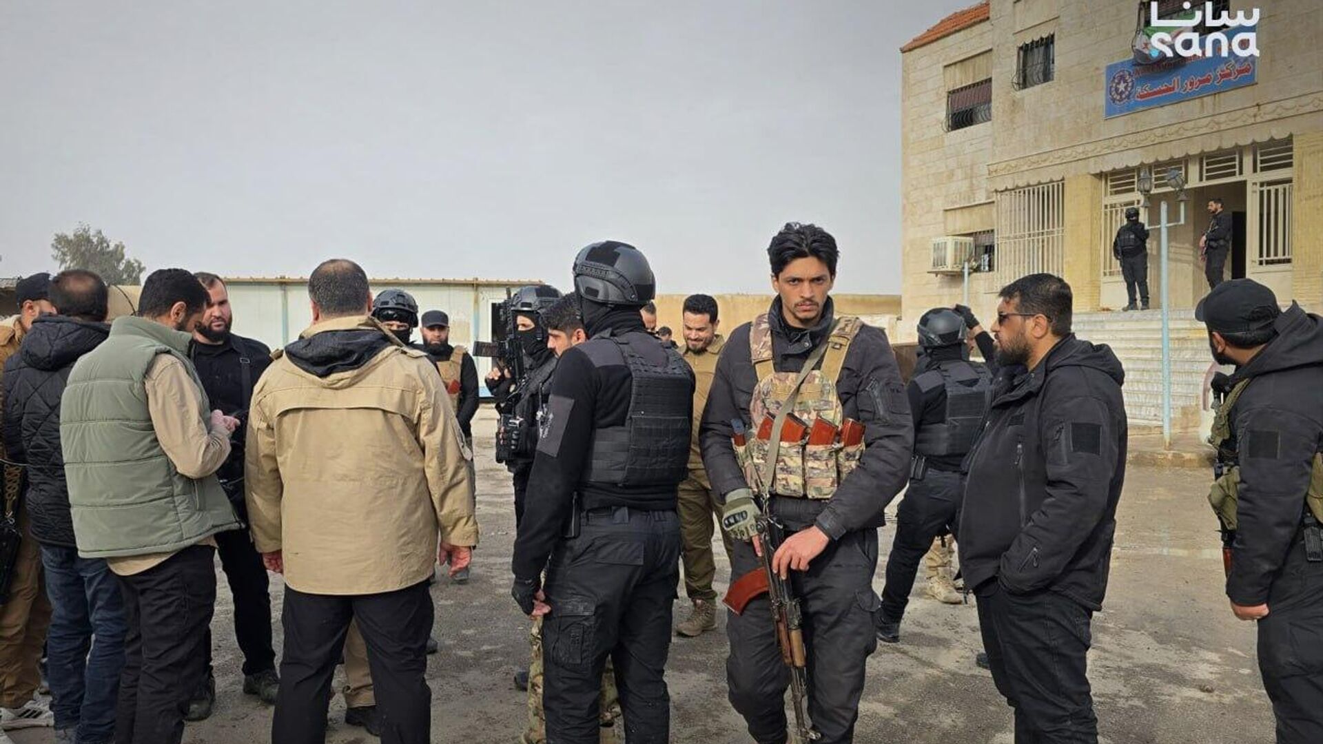 القوات السورية تبدأ الانتشار في الحسكة تطبيقا للاتفاق بين دمشق وقسد - سبوتنيك عربي, 1920, 02.02.2026