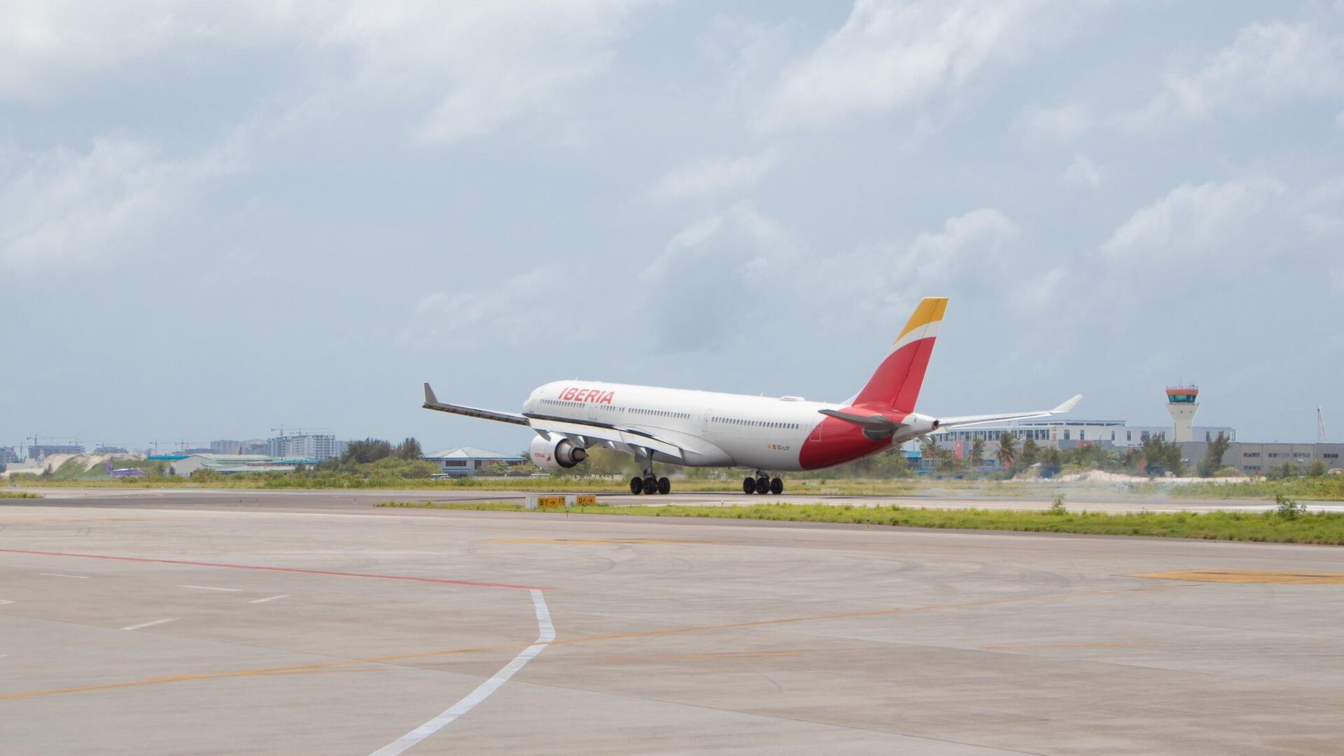 طائرة إسبانية - سبوتنيك عربي, 1920, 02.02.2026