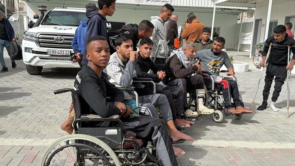 فتح معبر رفح أمام الحالات الإنسانية والمواطنين - سبوتنيك عربي