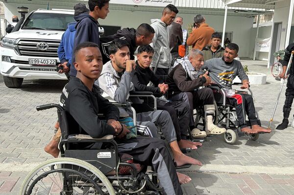 فتح معبر رفح أمام الحالات الإنسانية والمواطنين - سبوتنيك عربي