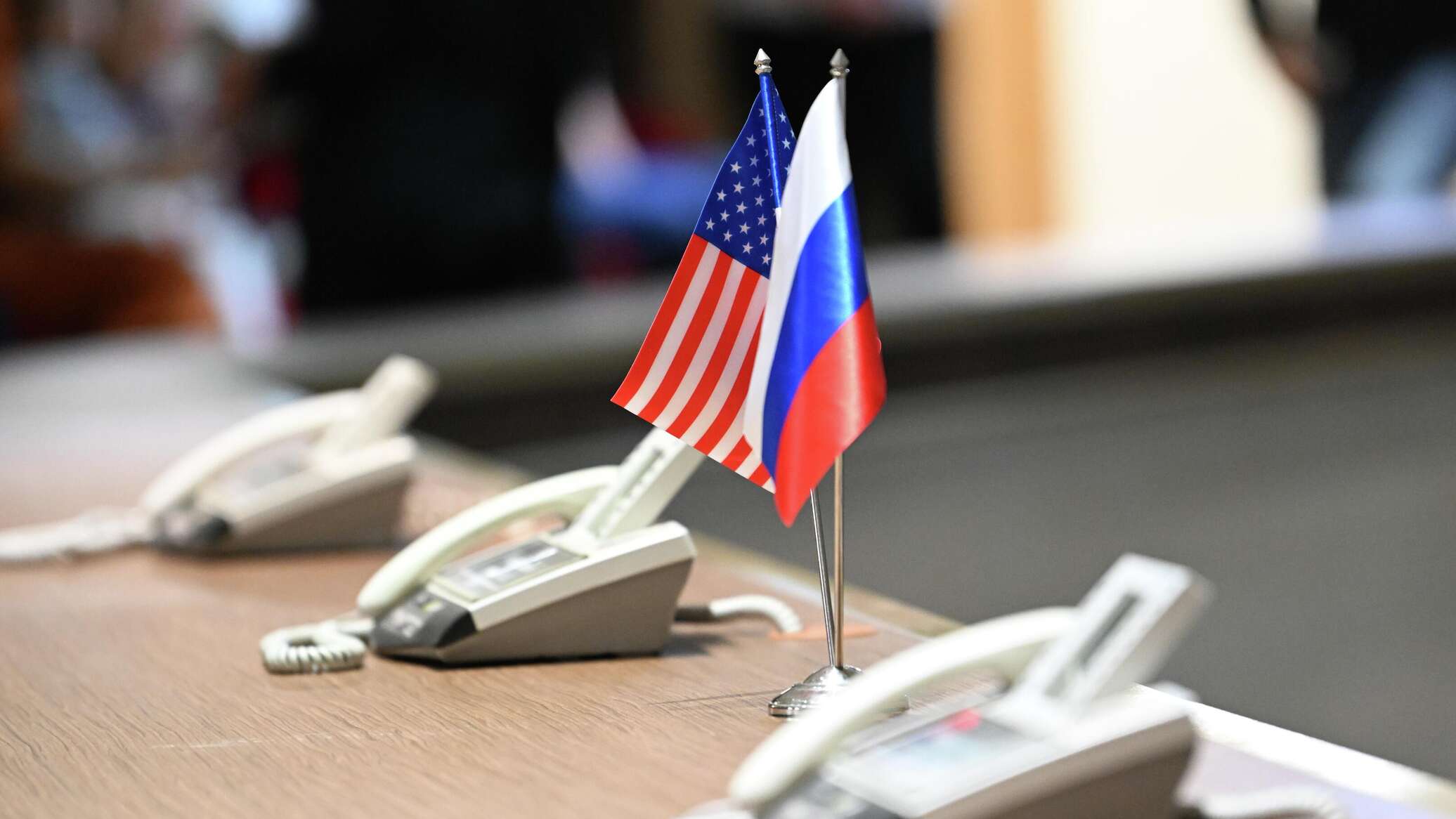 عبر القنوات العسكرية.. روسيا وأمريكا تتفقان على استئناف الحوار العسكري بينهما