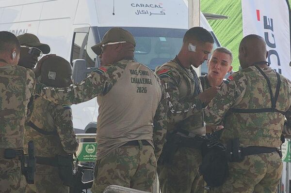 استعدادات الفرق المشاركة في &quot;تحدي الإمارات&quot; للفرق التكتيكية في دبي، الإمارات العربية المتحدة، 7 فبراير 2026 - سبوتنيك عربي